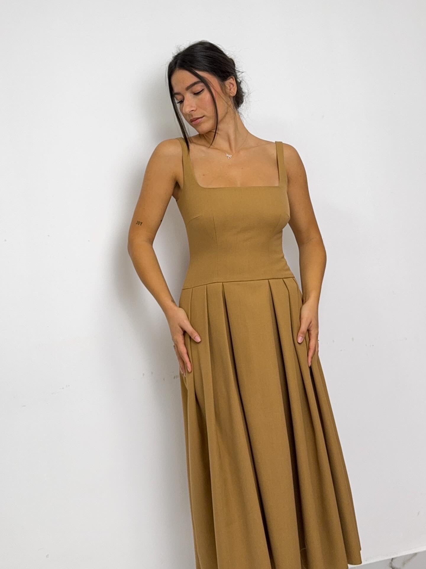 Camelia Wool Midi